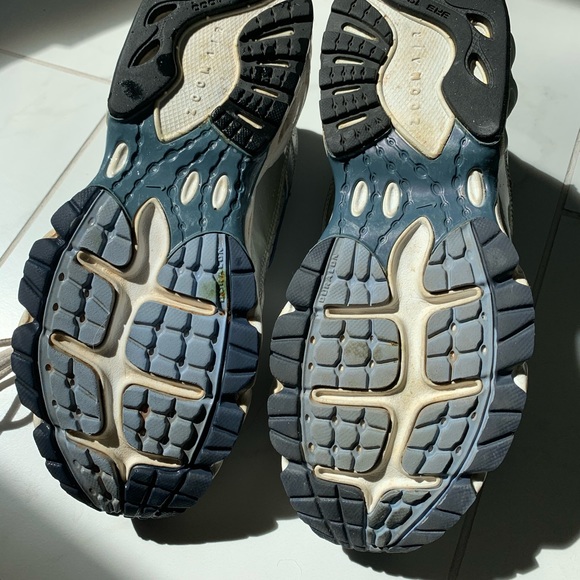 Women’s Nike running shoe-Zoom Air 20 size9.5 - Picture 4 of 9